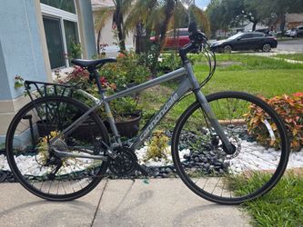 🚴‍♂️ 2020 Cannondale Quick 5 Hybrid Bike– Medium Frame – Hydraulic Disc – $240