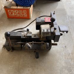 Raytan Code Cutting Machine 