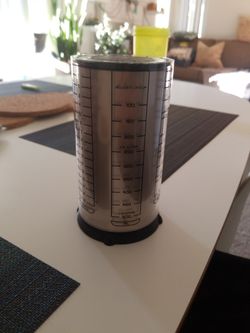 Adjust-a-cup Measuring