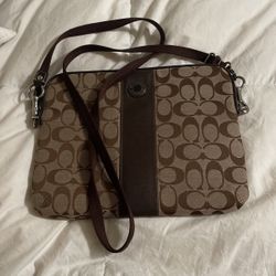 Coach ipad/tablet purse