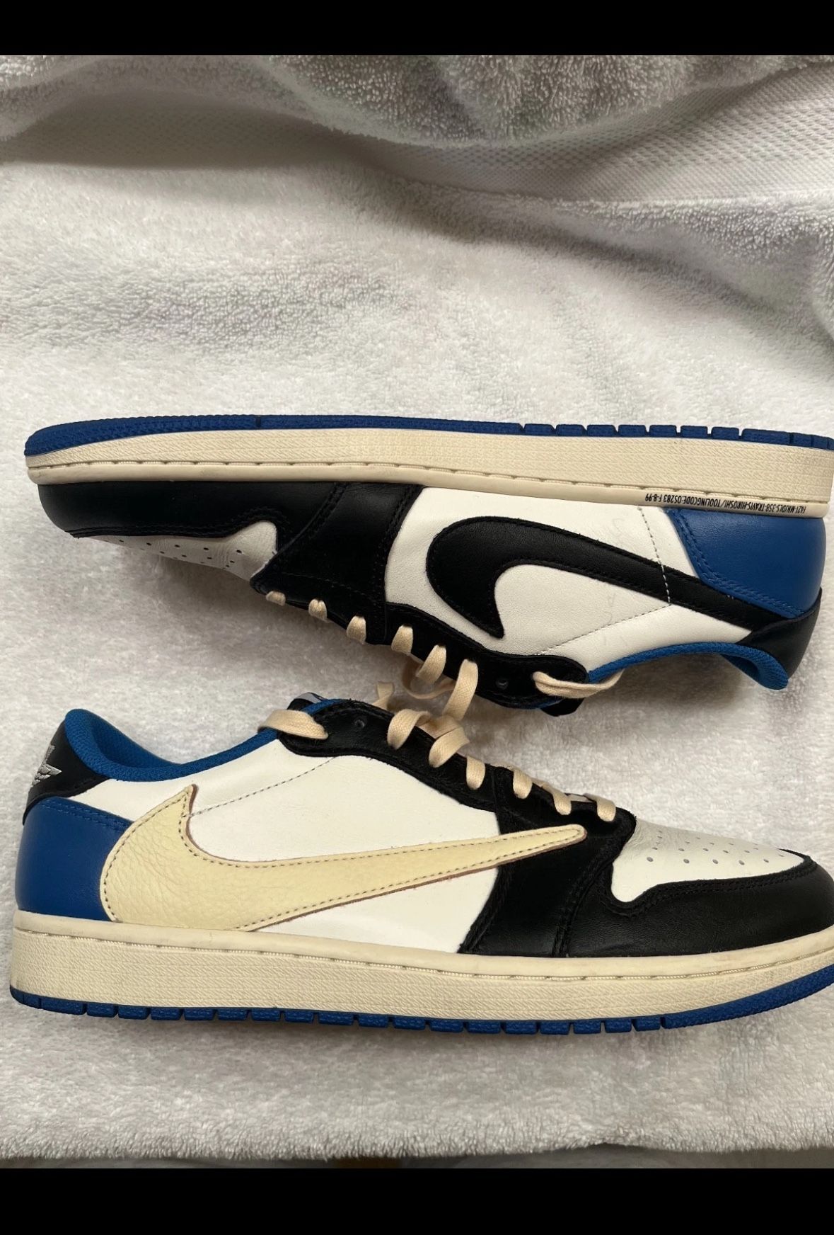 Travis Scott Blue Low Jordan 1