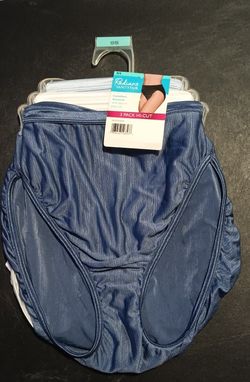 New! Radiant Vanity Fair Brand. Women's Size S/5. From Walmart 