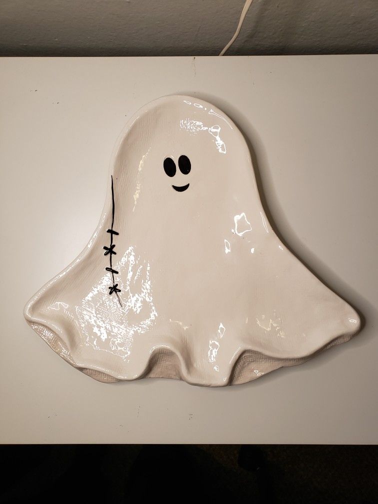 Ghost Plate