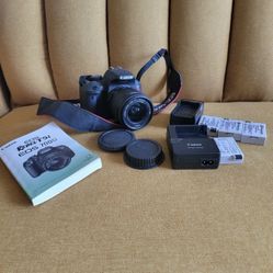 Canon EOS 700D T5i