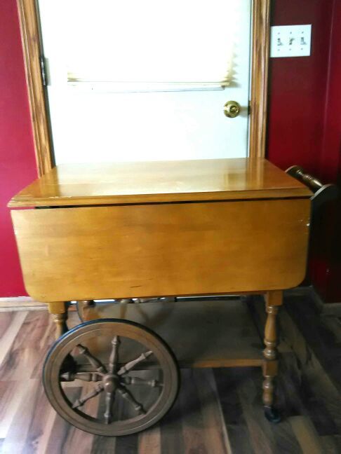 VINTAGE SOLID MAPLE TEA CART BY ATHENS TABLE COMPANY