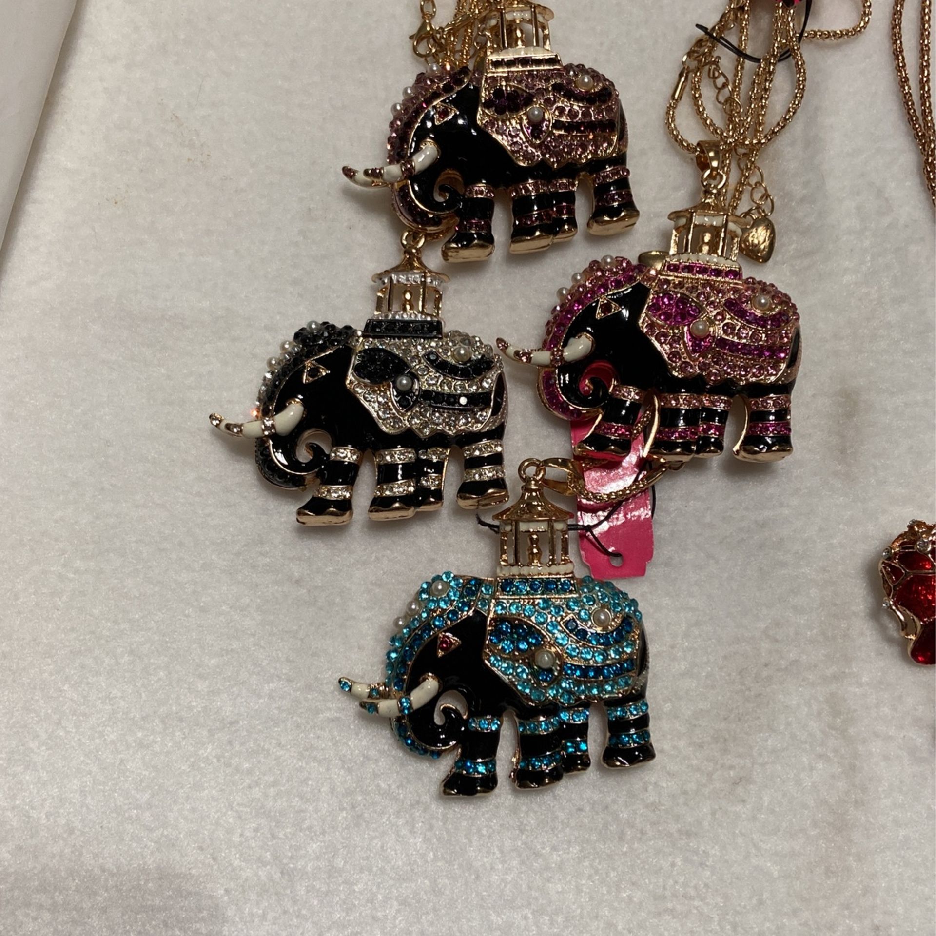 Betsey Johnson Crystal elephant necklace /ALL $35