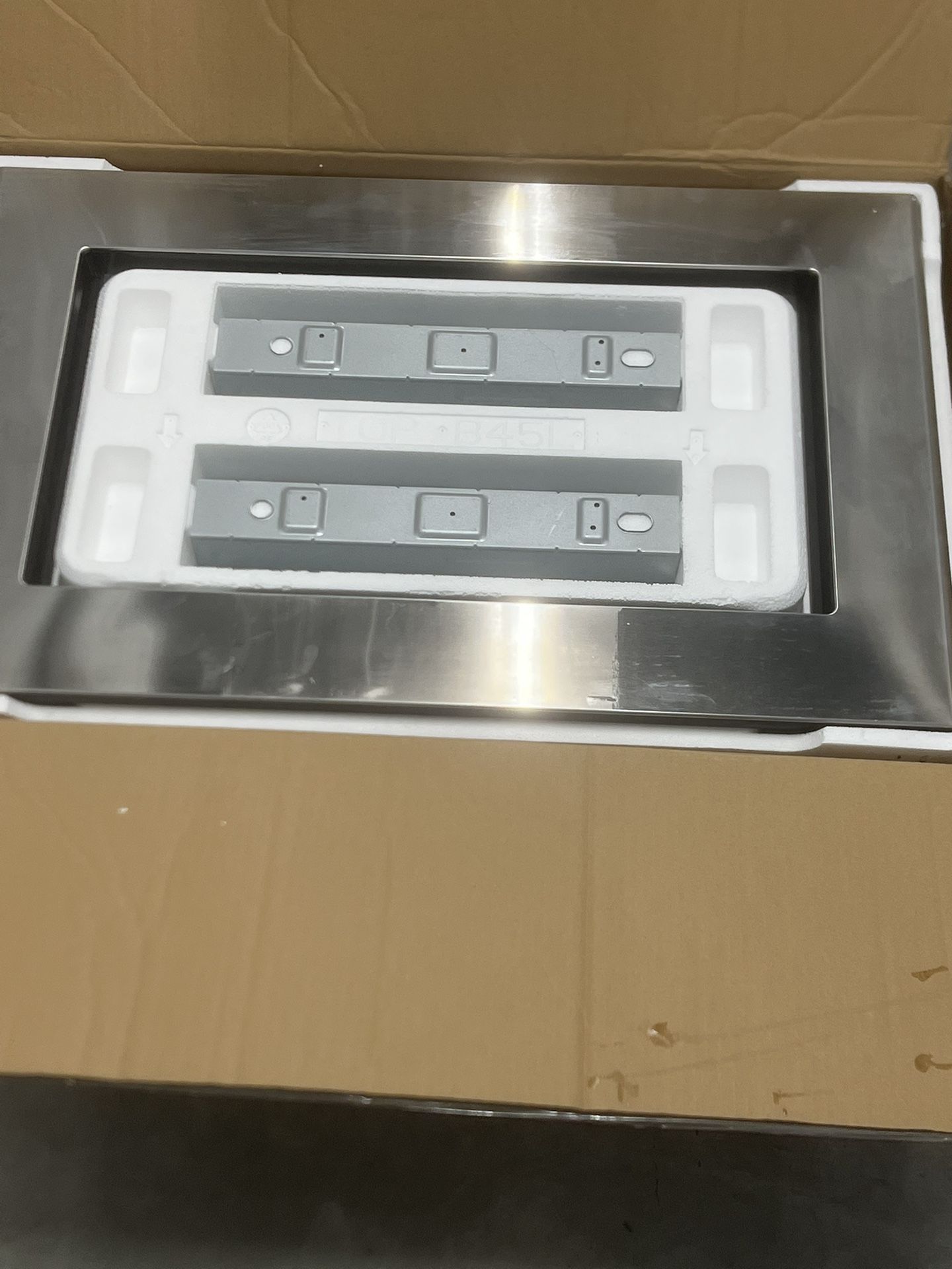 GE JX9153SJSS 30” Microwave Oven Trim Kit in STAINLESS STEEL Kitchen Appliance.