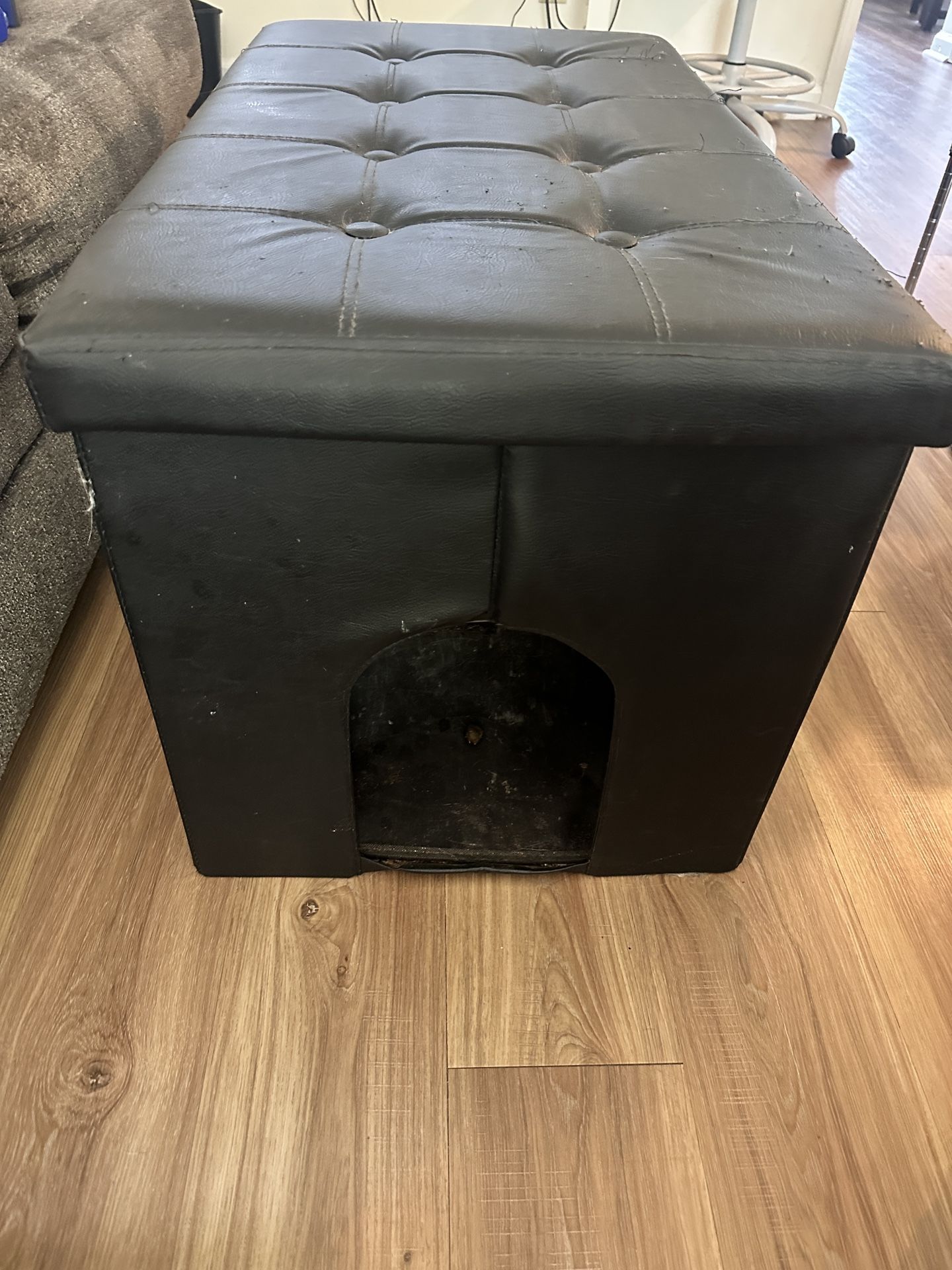 Cat Litter Box Enclosure/Ottoman/Bench