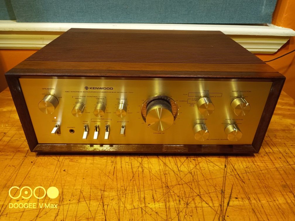 Kenwood KA 7100 Interested Amplifier Exellent Working Condition