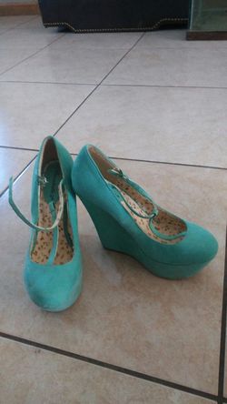 Wedges size 7
