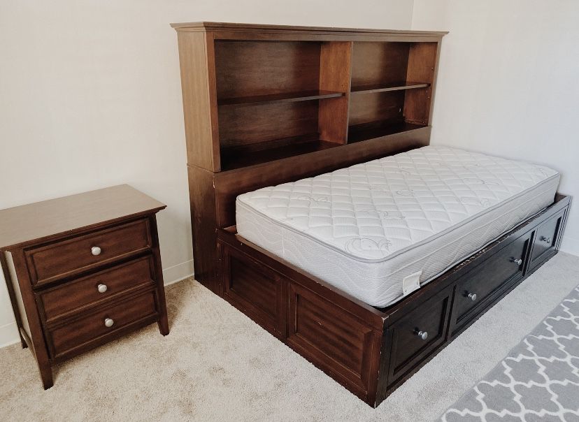 TWIN BED FRAME MAHOGNY  w/ Night Stand