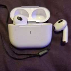 EARBUDS DOESN'T SAY BRAND