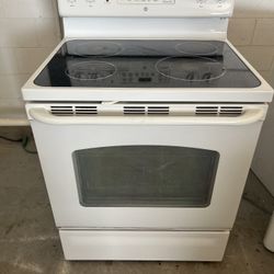 GE Stove 