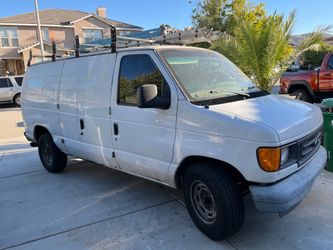 2005 Ford Econoline