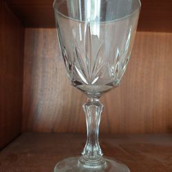 Crystal-cut Stemware....4 Water Glasses, 8 Wine