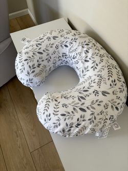 Boppy pillow