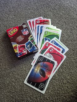 Giant NFL UNO