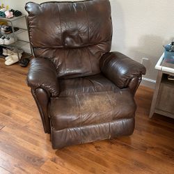 Recliner Chair - Fold Out Feet Doesn’t Work - Missing Spring