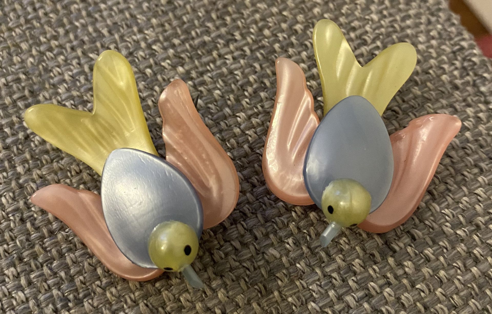 Vintage 40s Bird Pins 