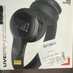 JBL LIVE 675NC ON-EAR