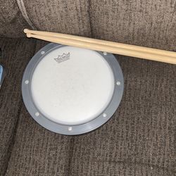 Remo Drum Pad With Drum Sticks