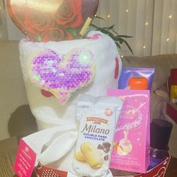Valentine’s Day Gift Basket