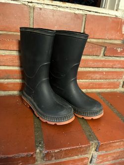 Rain boots