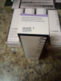 Bronze 5 Liquid Foundation Matte Wear