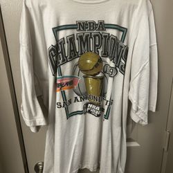 VINTAGE 1999 SANANTONIO SPURS NBA CHAMPIONS