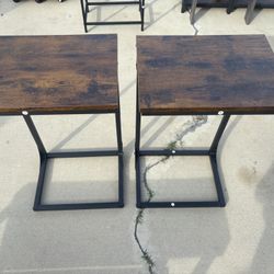 C-shaped end tables