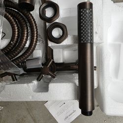 American Standard Wall Mount Bathtub Faucet And Wand