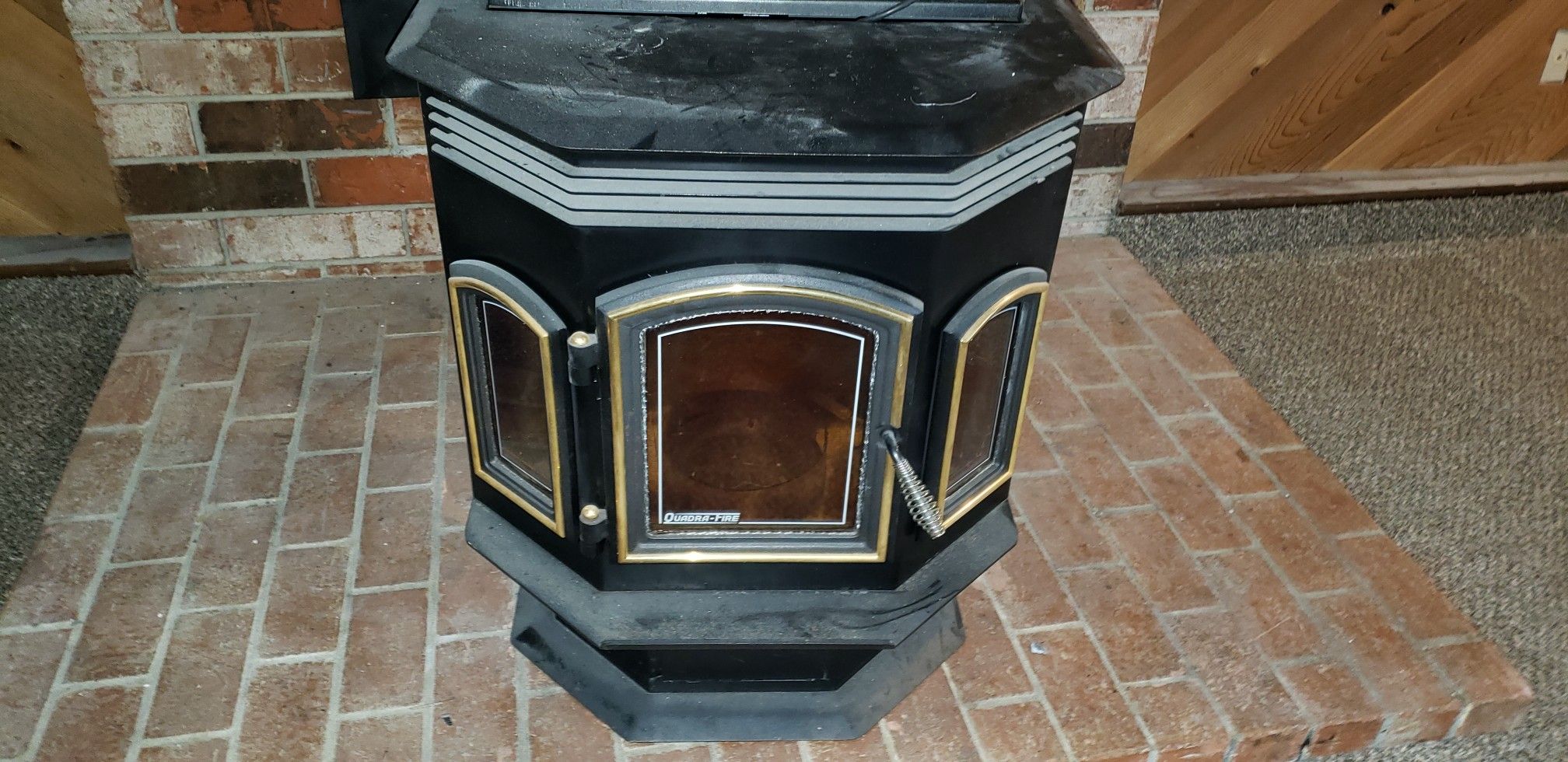 Warnock Hersey Quadra Fire 800 Pellet Stove for Sale in