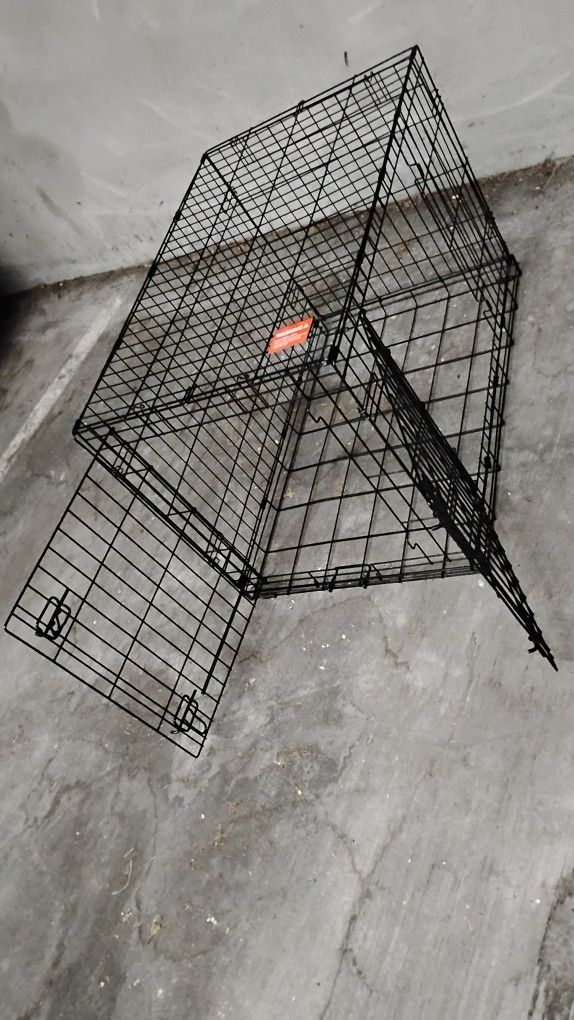 Dog Crate, Double-Door, 36"LX23"WX25"H, Large Dog Crate
P1:5: Exit gate