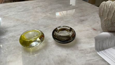 Yellow And Taupe Abstract Plate