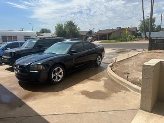2012 dodge charger 3300 OBO
