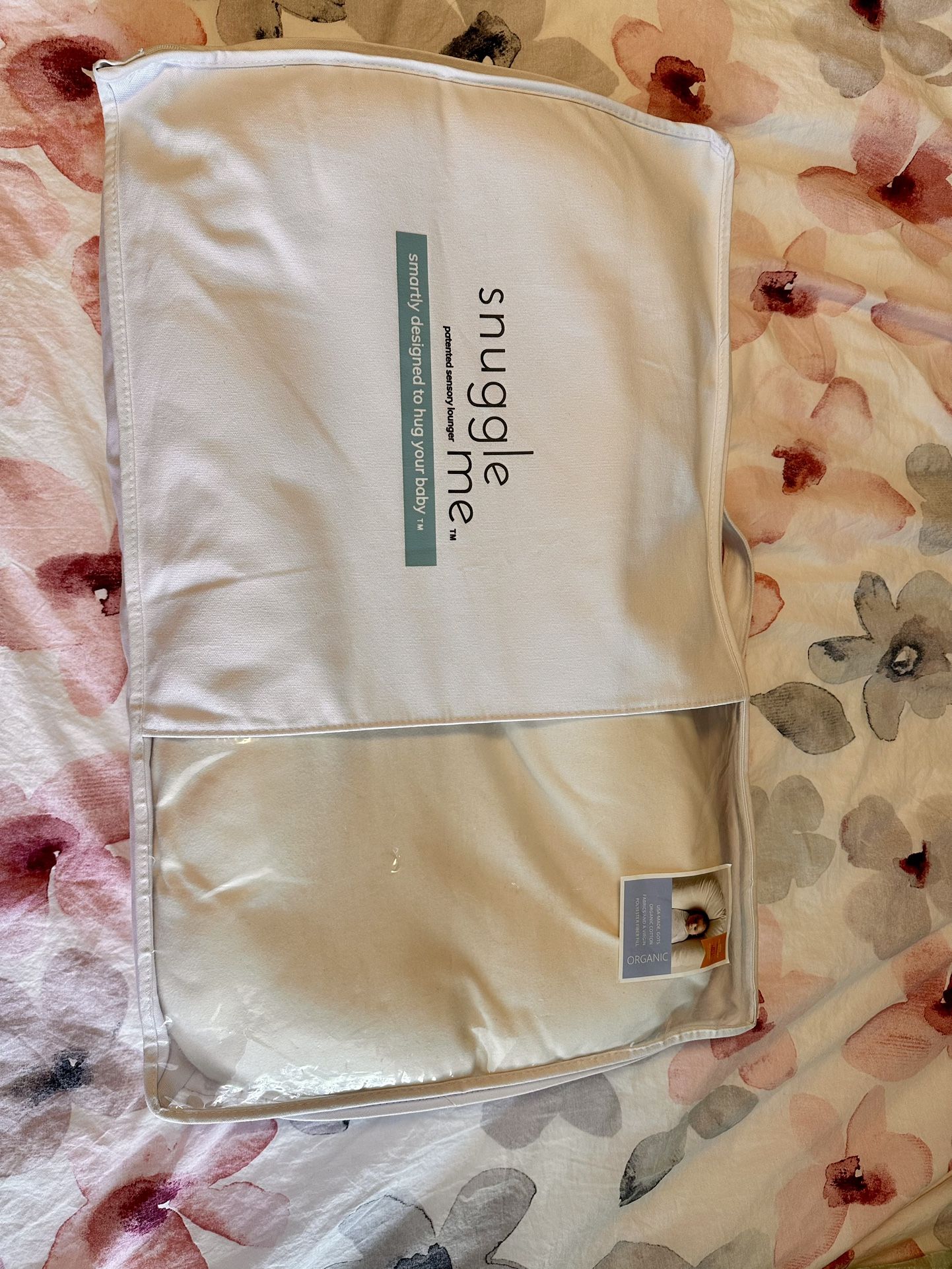 Snuggle me infant lounger, cover and case