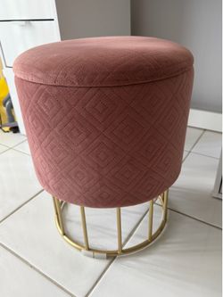 Velvet pink storage ottoman