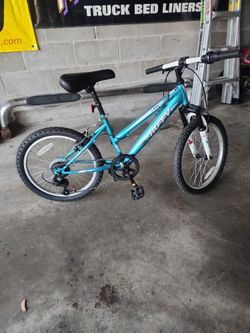 Girls Huffy Highland 6 Speed For Sale