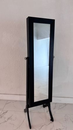 Full Length Freestanding Jewelry Mirror Armoire w/ Velvet Interior