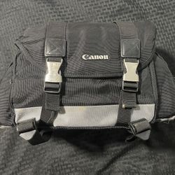 Canon 200DG Deluxe Digital Camera Gadget Bag 