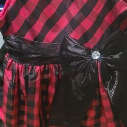 Red and black Xmas dress