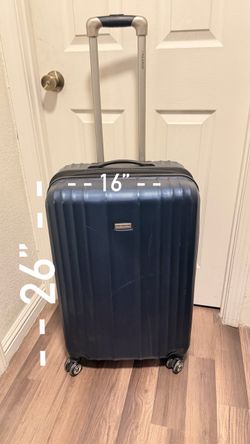 medium-sized suitcase