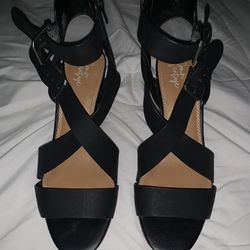 Crown Vintage Women’s Heels Black Size 9.5 