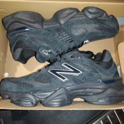 New Balance 9060 SZ 9  Men Black