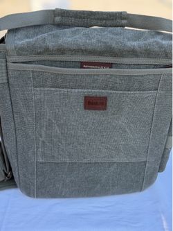Think Tank Retrospective 20 V2.0 Shoulder Bag