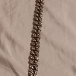 Vv/s1 16in Iced Out Chain