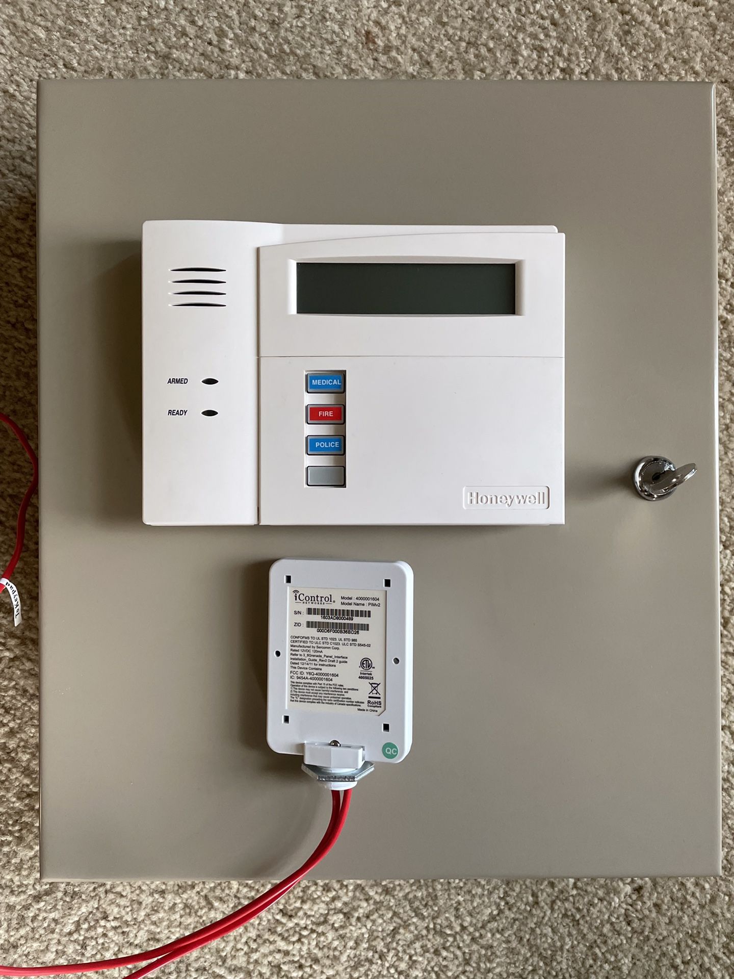 Honeywell Vista 20p Wired Alarm System with Dual Honeywell 6160 Keypads