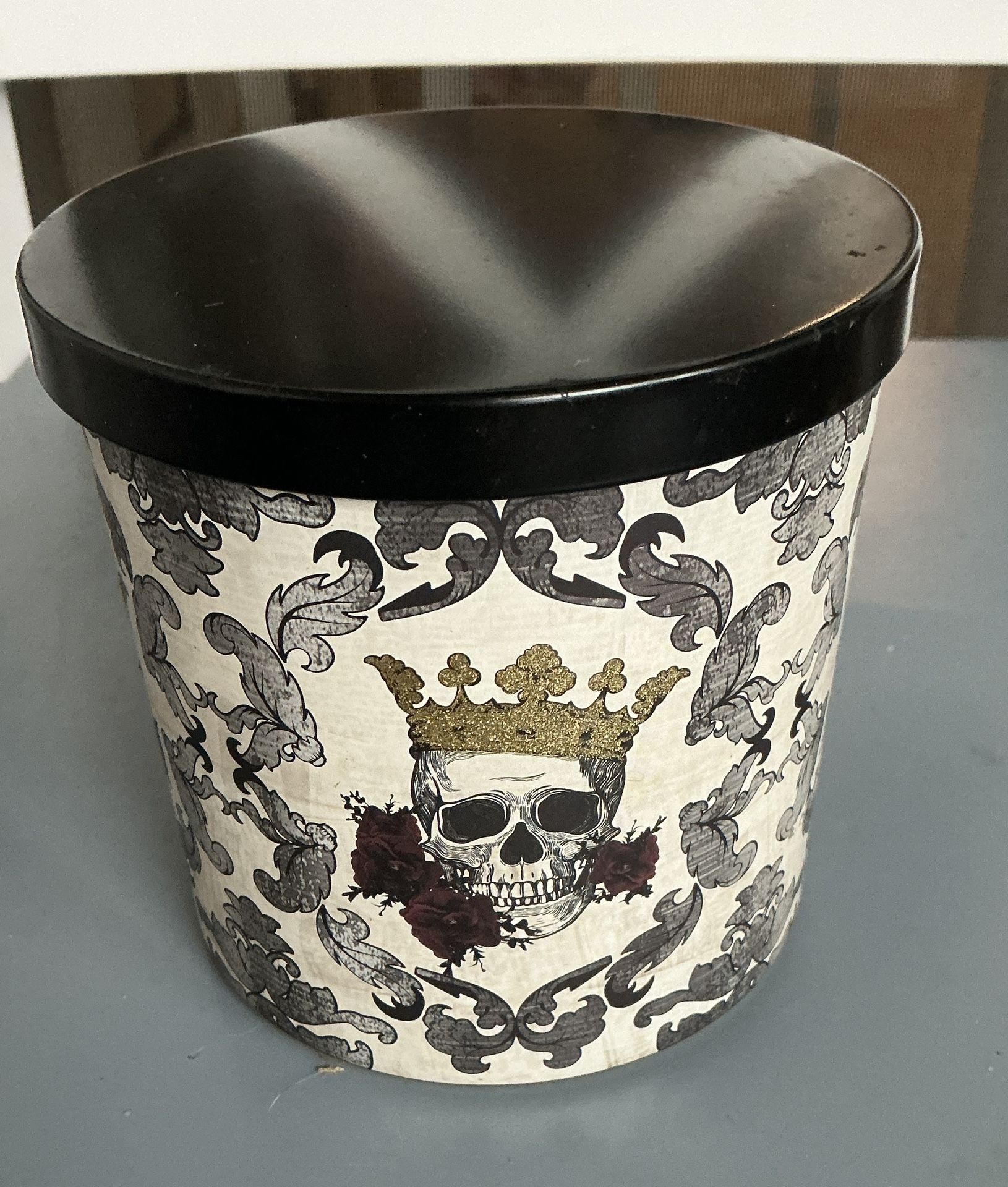 Candle 14 oz gothic glamour White Oak Bath & Body Works NEW