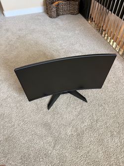 MSI 27” Monitor MAG 274CQF