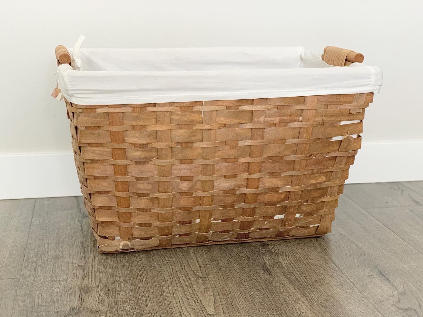 Linen & wood basket
